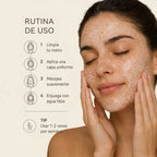 Exfoliante facial activo de rosas y arándanos.